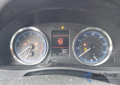 2019 Toyota Corolla Le z USA, uszkodzony, nr VIN 5YFBURHE2KP949205